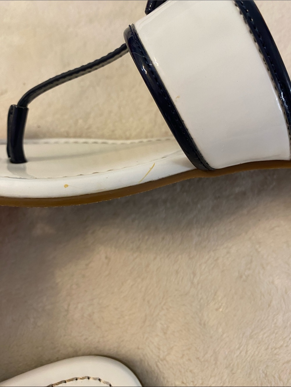 J. McLaughlin Leslie Thong Sandal White and Navy Patent 8 - Picture 5 of 7